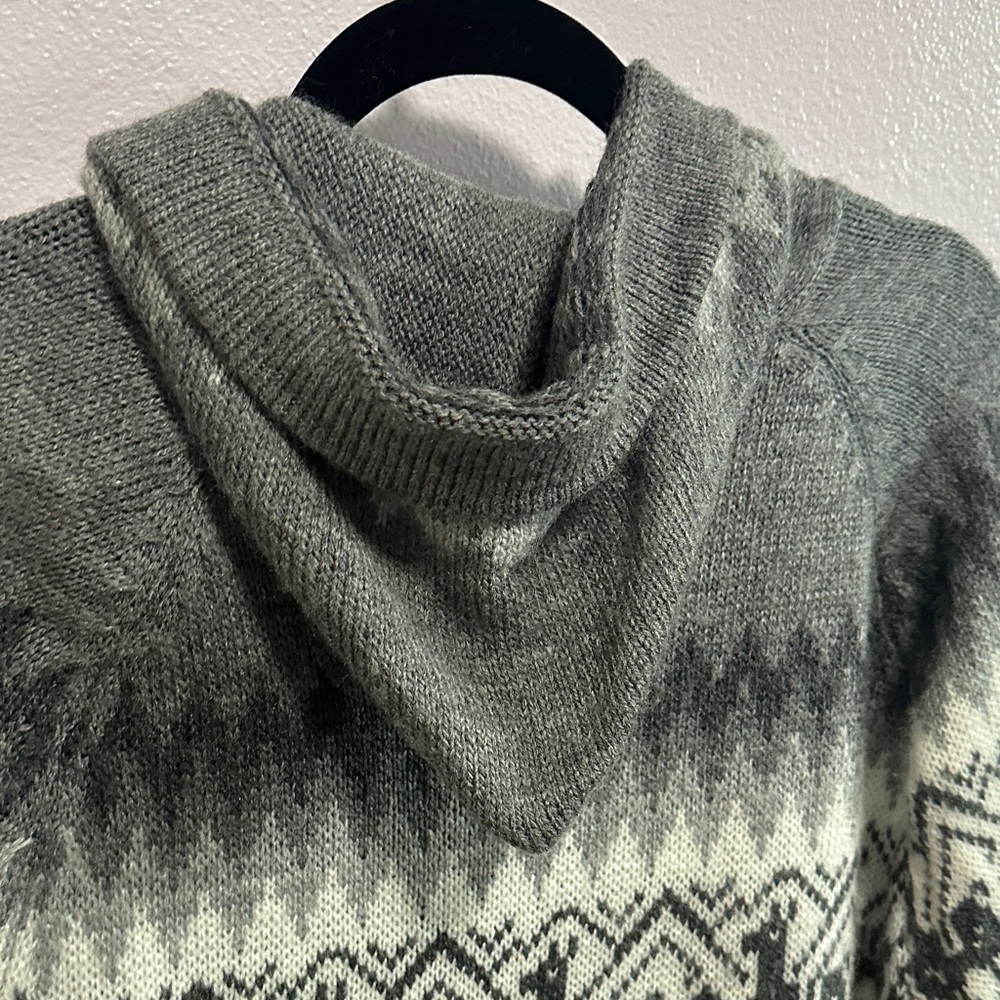 Gray Alpaca Patterned Sweater - Picture 7 of 8